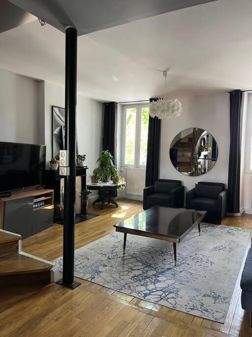 Duplex De Charme En Centre Ville Avec Terrasse Brive-la-Gaillarde Extérieur photo